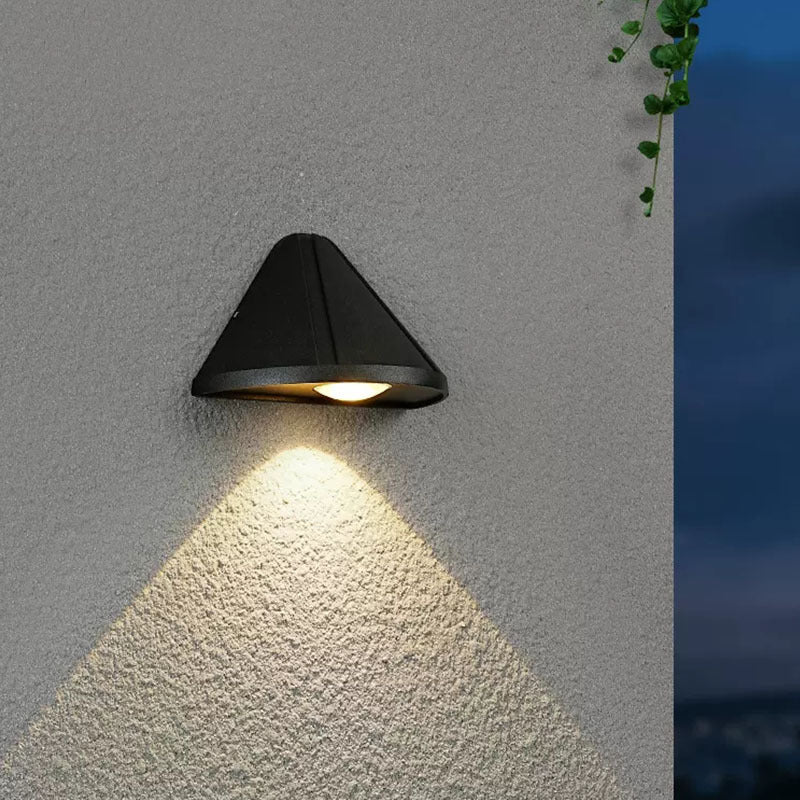 Moderne Einfachheit Wasserdichte Aluminium Dreieck LED Wandleuchte für Außenpatio